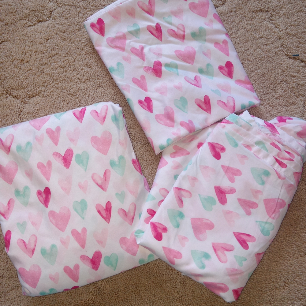 Twin Hearts Sheet Set